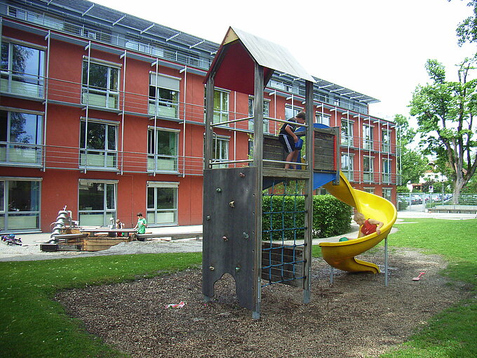 Spielplatz Innenhof Rosenheim